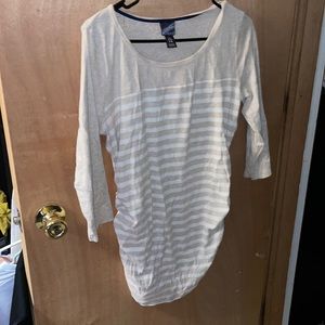 Oh, baby, by motherhood, size large, mid sleeve, striped tan and cream